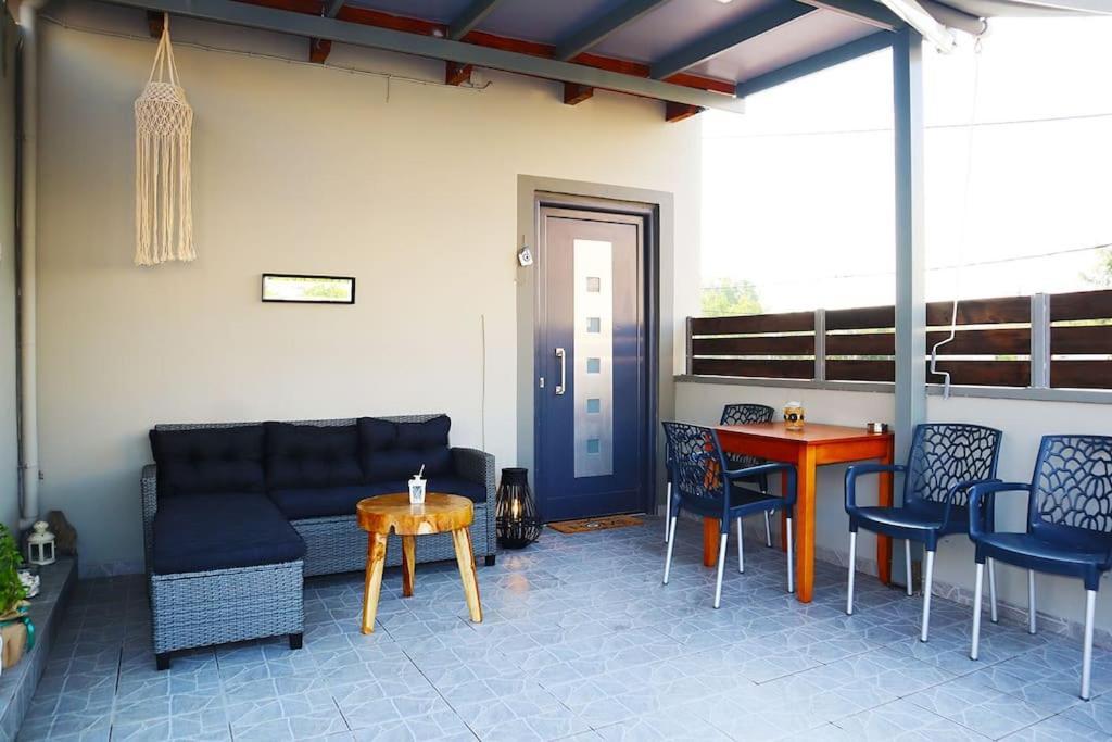 Olga'S Front Yard Apartment Chania  Exterior photo